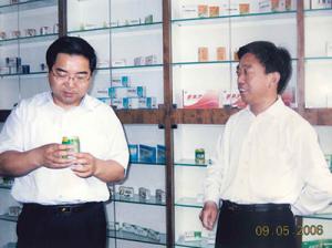 2006年5月9日，時(shí)任洛陽市市長(zhǎng)連維良到我公司考察